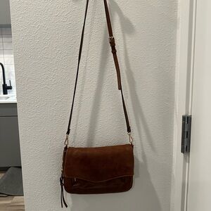 Moda Luxe crossbody purse, whiskey brown.